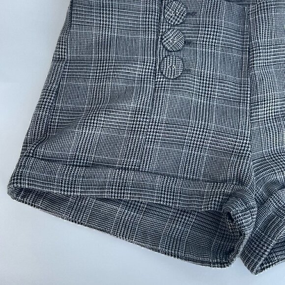 90s/Y2K Checkered Shorts - Picture 4 of 7